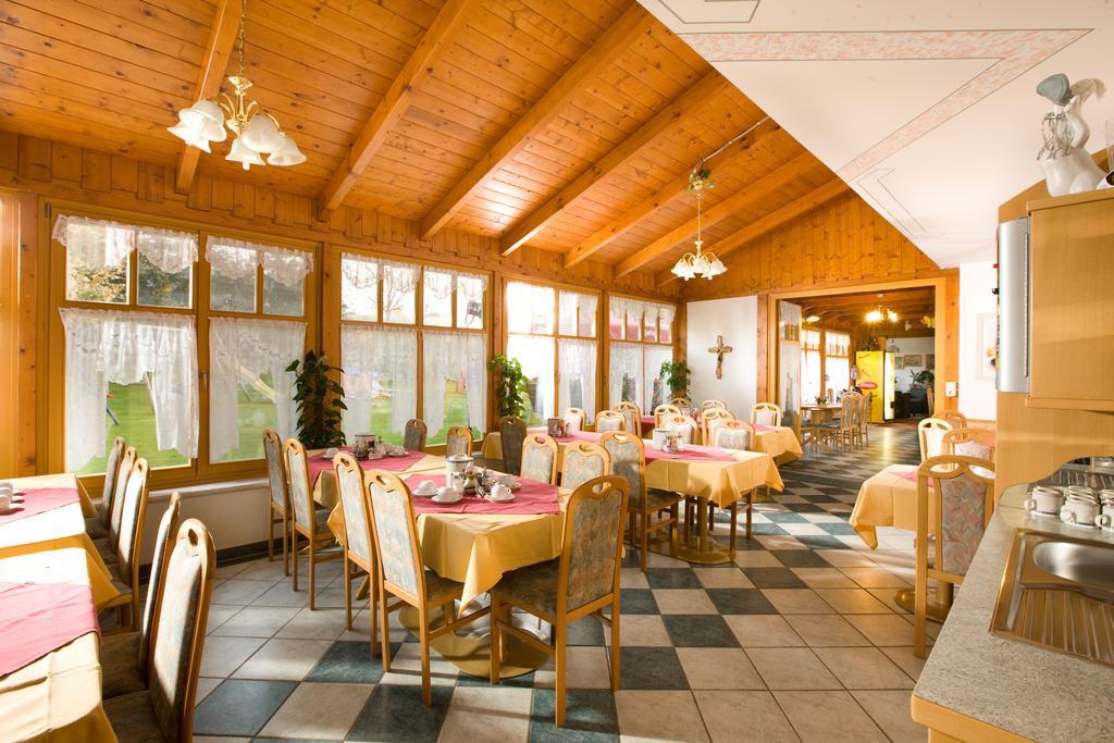 Pension Gabriele Unterlamm  部屋 写真