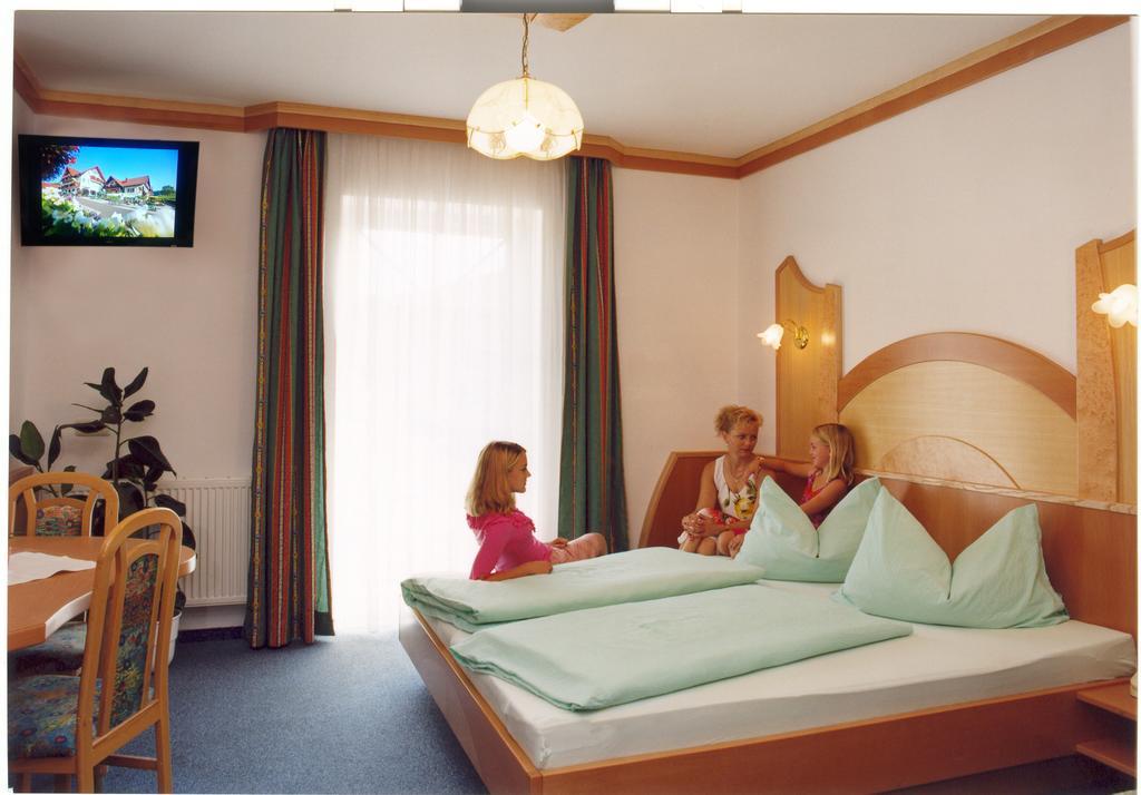 Pension Gabriele Unterlamm  部屋 写真